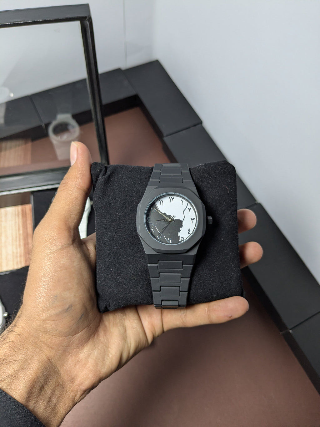 Arabic Minimalist Watch Black ( Dial Black X White)